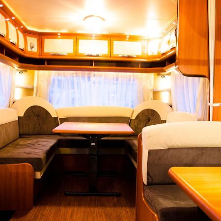 נוארה אליה Go Outdoors Caravan Park מראה חיצוני תמונה