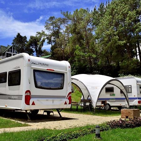 נוארה אליה Go Outdoors Caravan Park מראה חיצוני תמונה