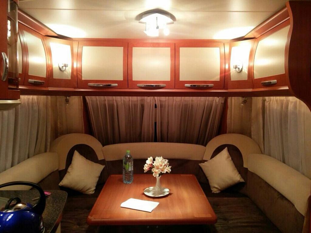 נוארה אליה Go Outdoors Caravan Park מראה חיצוני תמונה