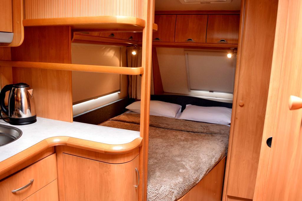 נוארה אליה Go Outdoors Caravan Park מראה חיצוני תמונה