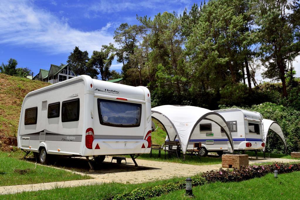 נוארה אליה Go Outdoors Caravan Park מראה חיצוני תמונה