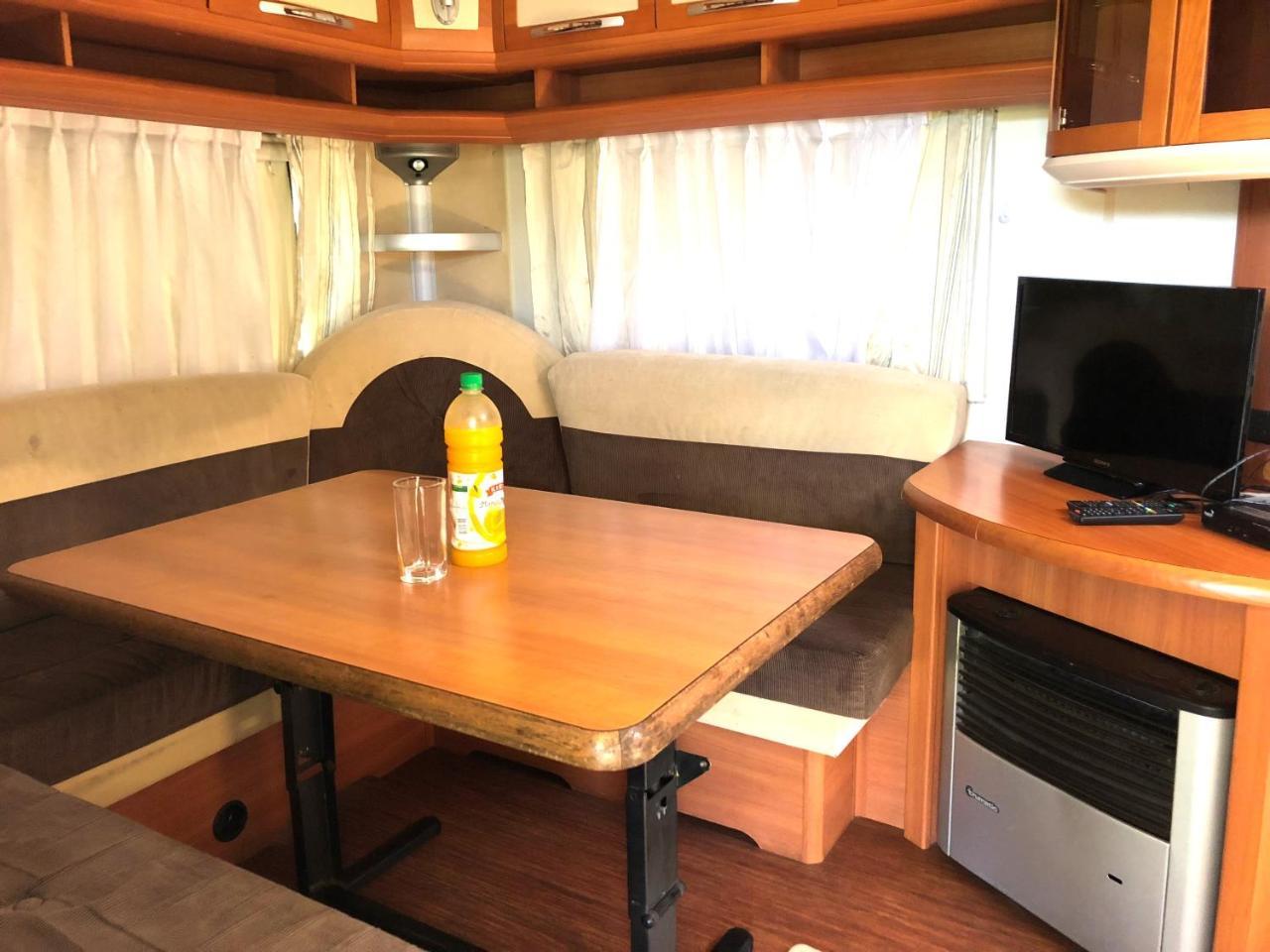 נוארה אליה Go Outdoors Caravan Park מראה חיצוני תמונה